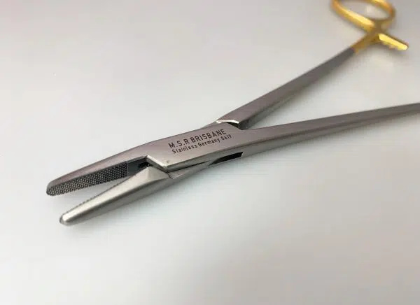 hebu mayo hegar needle holder